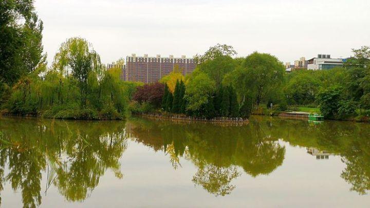 陕西浩公律师事务所 刑事研究院 | 自家车位安充电桩 物业公司应予协助
