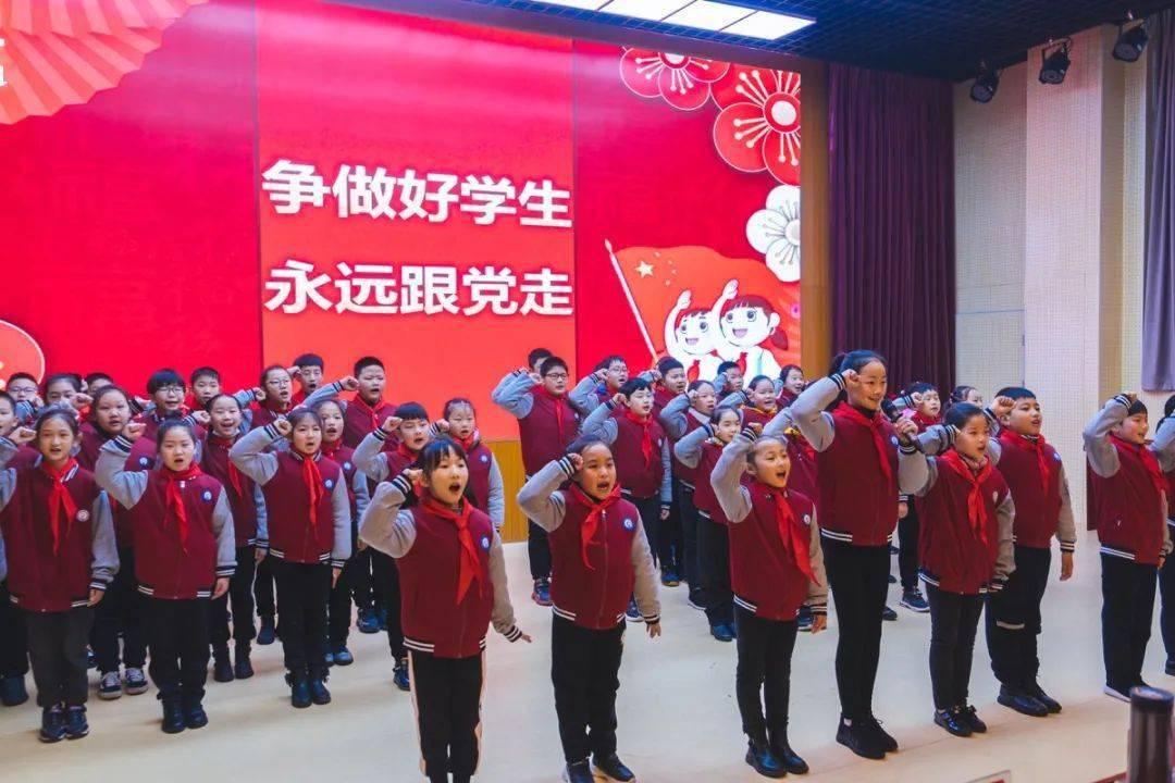 逃出上锁的现代房间4