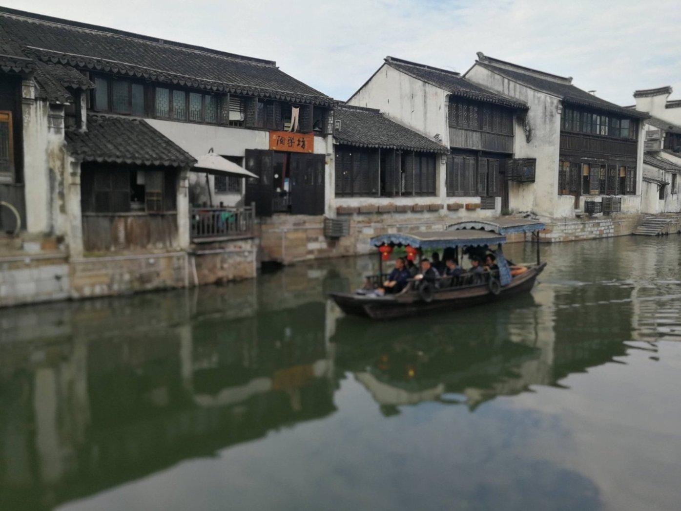 有没有生孩子公婆一分钱不出，什么都不给孩子买，什么也不管的呢？游戏画面